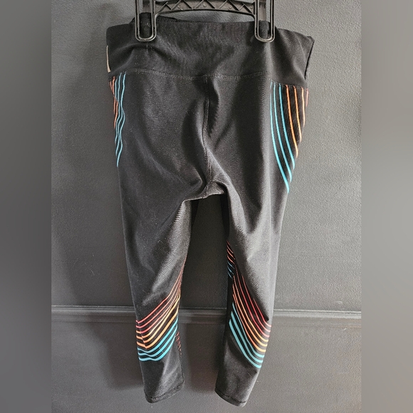 RBX Womens High-Waisted Performance Capri Leggings – Size L – Black - Picture 6 of 6